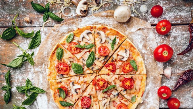 Comment préparer à moindre coût une pizza pour diabétiques à partir d'une pizza ordinaire.  La modification d’un ingrédient est essentielle
