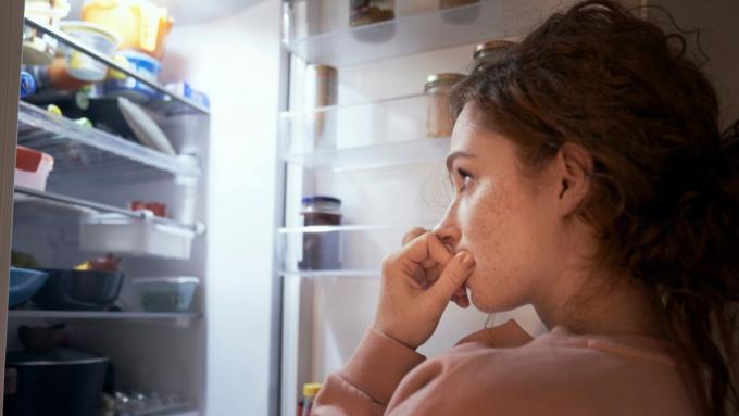 On devrait conserver ces 5 produits au réfrigérateur, mais on les oublie.  Soyez prudent avec eux, surtout en été